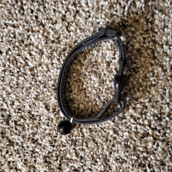 New cat collar - Picture 2 of 2